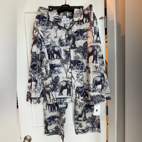 The Cat’s Pajamas Safari Toile Luxe Pima Cotton in Blue Large (current style) - Picture 5 of 16